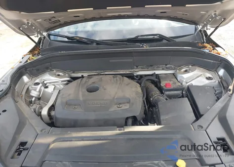 2017 Volvo Xc90 T6 Momentum z USA, uszkodzony, nr VIN YV4A22PKXH1177174